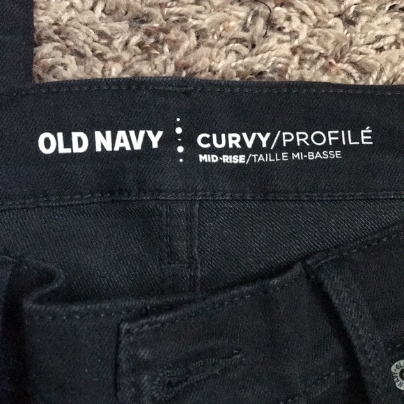 Old Navy Black Curvy Mid-Rise Jeans. Size 2 Regular. Never worn. - Picture 3 of 4